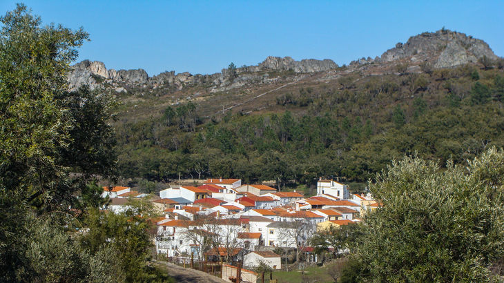 ruta transfrontera Valencia de Alcntara senderismo turismo planes Extremadura