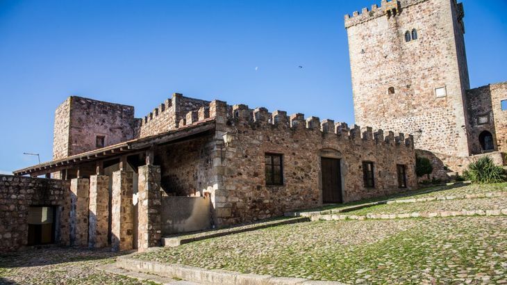 Alburquerque castillo Castillo de Luna Extremadura turismo turismo cultural