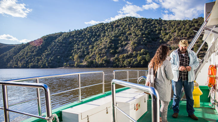 turismo turismo de naturaleza taejo internacional Alentejo Extremadura barco balcn del tajo